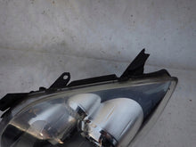 Laden Sie das Bild in den Galerie-Viewer, Frontscheinwerfer Toyota Avensis Links Scheinwerfer Headlight SCH8356199295mi