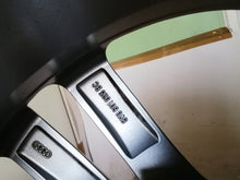 Laden Sie das Bild in den Galerie-Viewer, 1x Alufelge 18 Zoll 8.0" 5x112 46ET 8V0601025BC Audi A3 Rim Wheel FEL3907534197er