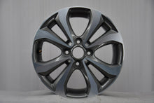 Load image into Gallery viewer, 1x Alufelge 15 Zoll 6.0&quot; 4x100 53ET 52910-B9300, 52910B9300 Hyundai I10