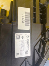 Laden Sie das Bild in den Galerie-Viewer, Frontscheinwerfer Mercedes-Benz Cla A1189061301 LED Links Scheinwerfer Headlight SCH3172316090li