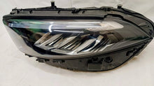 Laden Sie das Bild in den Galerie-Viewer, Frontscheinwerfer Mercedes-Benz W177 A1779062106 Links Scheinwerfer Headlight SCH2297534148au