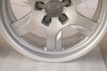 Load image into Gallery viewer, 1x Alufelge 17 Zoll 7.5&quot; 5x112 28ET 8T0601025BS Audi A5 Rim Wheel