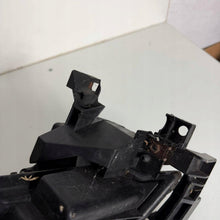 Load image into Gallery viewer, Frontscheinwerfer Mazda 6 Links Scheinwerfer Headlight SCH3211354141el