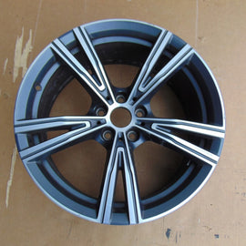 1x Alufelge 19 Zoll 8.0