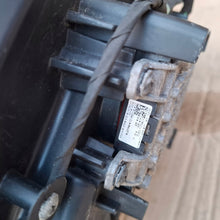 Laden Sie das Bild in den Galerie-Viewer, Frontscheinwerfer Mitsubishi Outlander III ECMM921-22E20 ECM921-21E20 Rechts