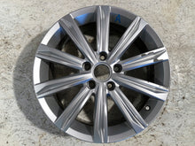 Load image into Gallery viewer, 1x Alufelge 17 Zoll 6.5&quot; 5x112 52ET 5TA601025D VW Touran Rim Wheel