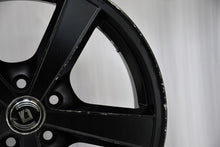 Laden Sie das Bild in den Galerie-Viewer, 4x Alufelge 17 Zoll 7.0" 5x105 40ET Glanz Schwarz 5105038566 Opel Astra Mokka FEL5411907480ap