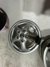 Laden Sie das Bild in den Galerie-Viewer, 1x Alufelge 18 Zoll 7.5" 5x130 50ET 99336213406 Porsche 993 Rim Wheel FEL9488604878yq