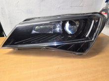Laden Sie das Bild in den Galerie-Viewer, Frontscheinwerfer Skoda Superb III 3V1941015B Xenon Links Scheinwerfer Headlight
