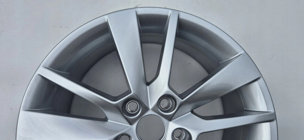 1x Alufelge 17 Zoll 7.0" 5x112 49ET 5E0601025 Skoda Octavia I Rim Wheel FEL7476018154md