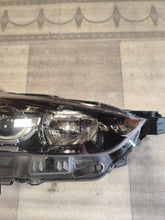 Laden Sie das Bild in den Galerie-Viewer, Frontscheinwerfer Mazda Cx3 Cx-3 D10E-51030 LED Rechts Scheinwerfer Headlight