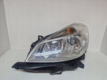 Laden Sie das Bild in den Galerie-Viewer, Frontscheinwerfer Renault Clio III 8200244889 Links Scheinwerfer Headlight SCH9020596953qz
