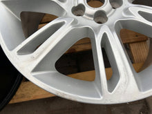 Laden Sie das Bild in den Galerie-Viewer, 1x Alufelge 19 Zoll 5x108 GJ321007BB Land Rover Evoque Rim Wheel FEL1841616278ly