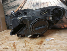 Laden Sie das Bild in den Galerie-Viewer, Frontscheinwerfer BMW F21 F20 7229679 7229678 Ein Stück (Rechts oder Links) SCH8376427884xv