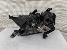 Laden Sie das Bild in den Galerie-Viewer, Frontscheinwerfer Ford Ranger JB3B-13D154 LED Rechts Scheinwerfer Headlight SCH3949355222sk