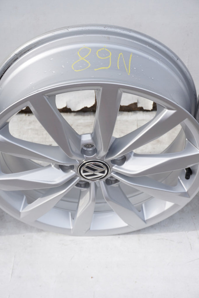 4x Alufelge 17 Zoll 6.0" 5x112 48ET Glanz Silber VW Golf Rim Wheel FEL9780627627vt