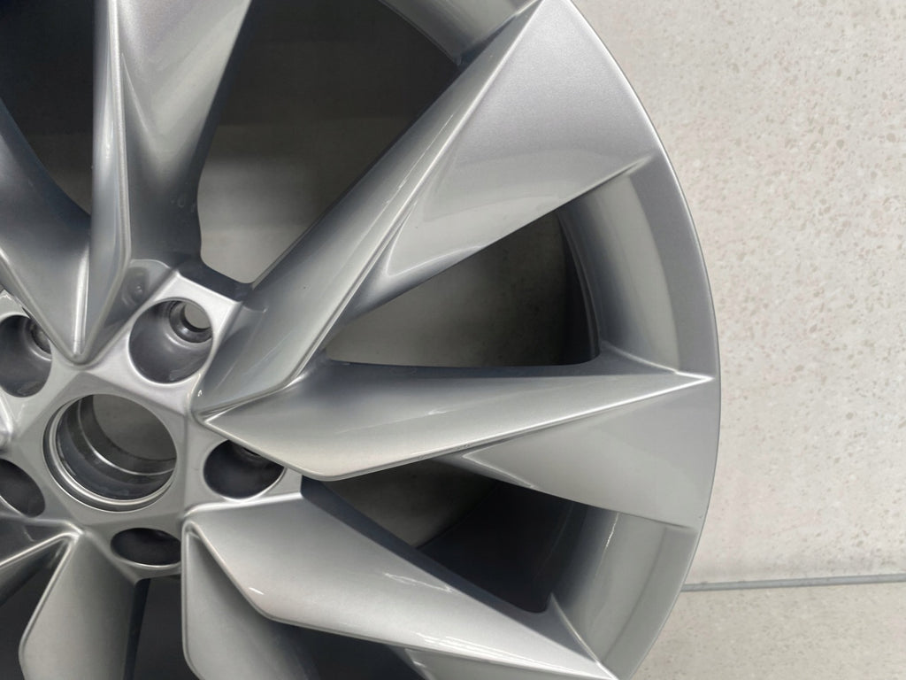 1x Alufelge 19 Zoll 8.0" 5x112 45ET Glanz Silber 5LA601025AP Skoda Enyaq FEL5406088160zp