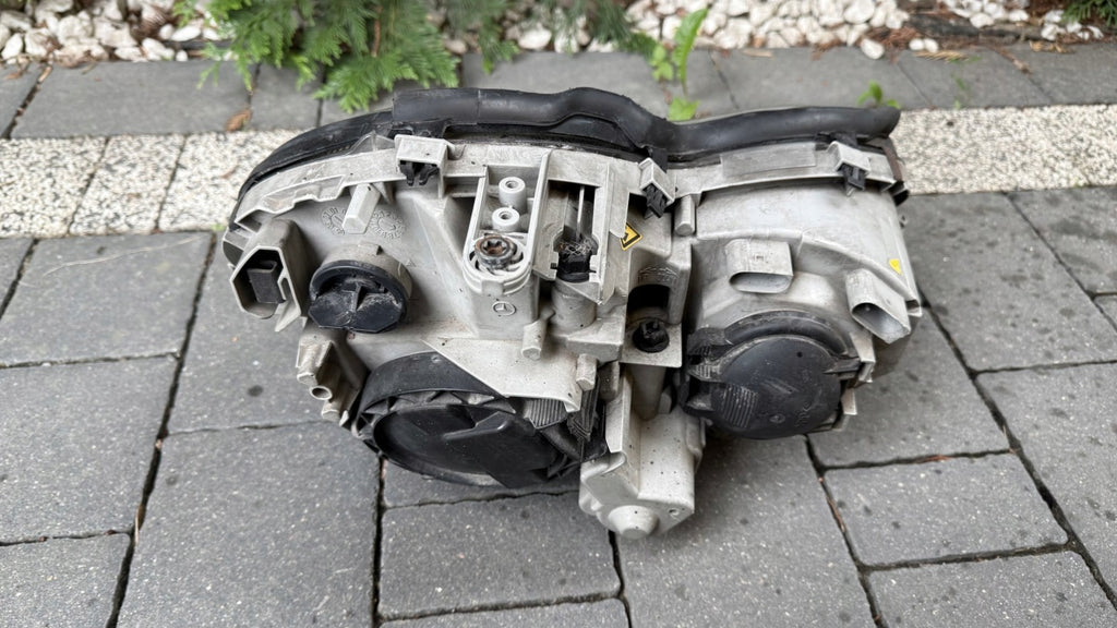 Frontscheinwerfer Mercedes-Benz W203 A2038203761 Xenon Links Headlight SCH3256677678ue