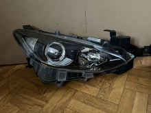 Load image into Gallery viewer, Frontscheinwerfer Mazda 3 Bm BHR151030 BHR151040 Ein Satz Scheinwerfer Headlight SCH1431884689xq