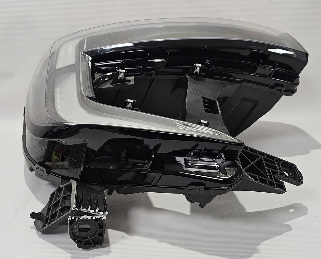 Frontscheinwerfer Nissan Interstar Master III 260106174 Rechts Headlight SCH3637171044bj