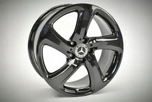 Load image into Gallery viewer, 4x Alufelge 18 Zoll 8.0&quot; 5x112 43ET A2134013200 Mercedes-Benz W213 Rim Wheel