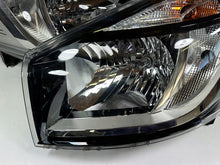 Laden Sie das Bild in den Galerie-Viewer, Frontscheinwerfer Renault Trafic III 260109424R LED Ein Satz Headlight SCH5473080221hp