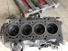 Laden Sie das Bild in den Galerie-Viewer, Motorblock Mazda SHO1 SHO2 2.2 CDTI Benzin Unkomplett