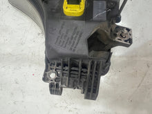 Laden Sie das Bild in den Galerie-Viewer, Frontscheinwerfer Mercedes-Benz A9608200739 Xenon Rechts Scheinwerfer Headlight SCH5800092295pz