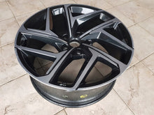 Laden Sie das Bild in den Galerie-Viewer, 1x Alufelge 21 Zoll 9.0" 5x112 29ET Glanz 85H601025R Audi E-Tron Rim Wheel FEL7764654625ou