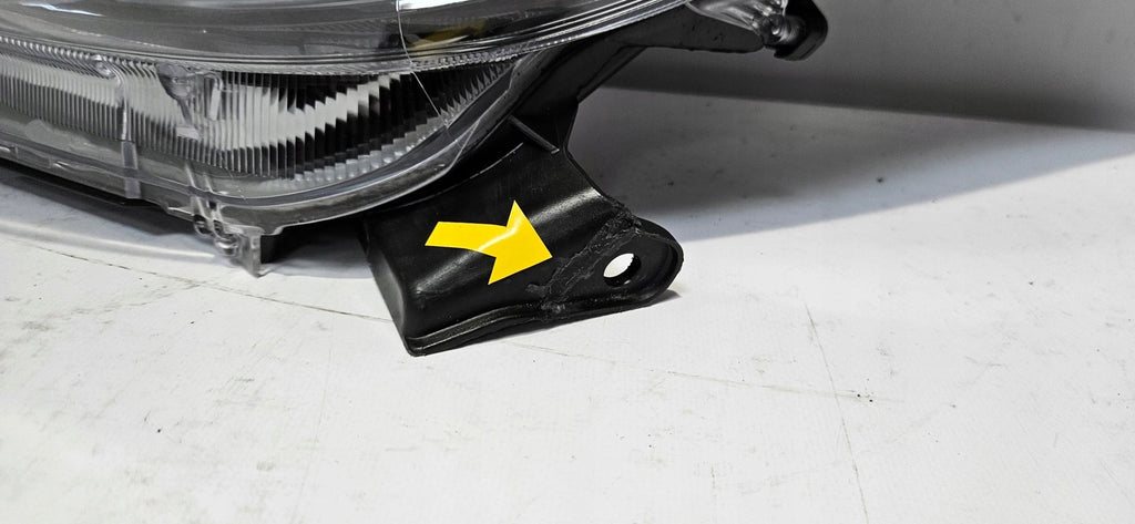 Frontscheinwerfer Toyota Yaris EUK0-8 Full LED Links Scheinwerfer Headlight SCH5445831061qd