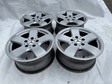 Laden Sie das Bild in den Galerie-Viewer, 4x Alufelge 16 Zoll 7.5" 5x112 37ET Glanz Silber Mercedes-Benz Rim Wheel FEL3262861584sj