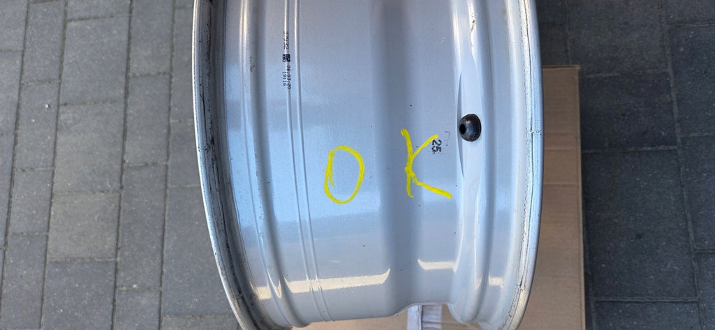 1x Alufelge 17 Zoll 8.0" 5x112 39ET Glanz Silber 80A601025 Audi Q5 Rim Wheel FEL5328127279hw