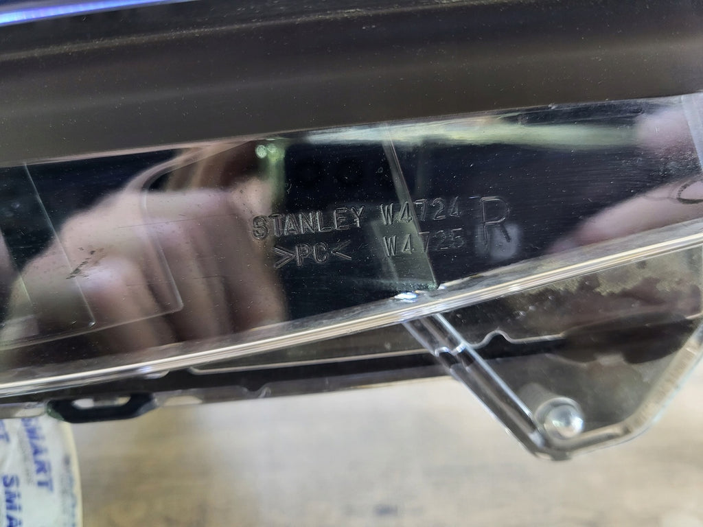 Frontscheinwerfer Mitsubishi L200 Triton W4724 Full LED Rechts Headlight