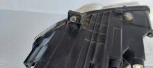 Load image into Gallery viewer, Frontscheinwerfer VW Passat 3C0941752K Bi-Xenon Rechts Scheinwerfer Headlight SCH6493004403hg