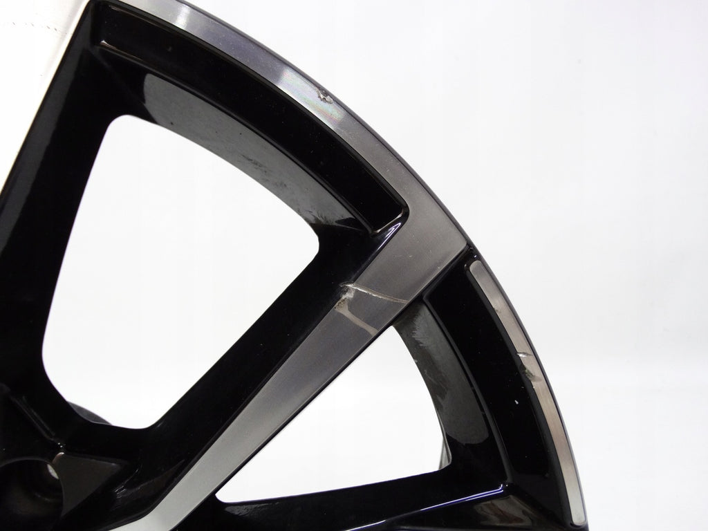 1x Alufelge 18 Zoll 7.0" 5x100 39ET 2G7601025F VW Taigo Rim Wheel