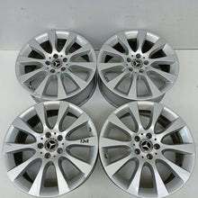 Laden Sie das Bild in den Galerie-Viewer, 4x Alufelge 18 Zoll 8.0" 5x112 56ET Glanz Silber A1664010602 Mercedes-Benz FEL1964568188rh
