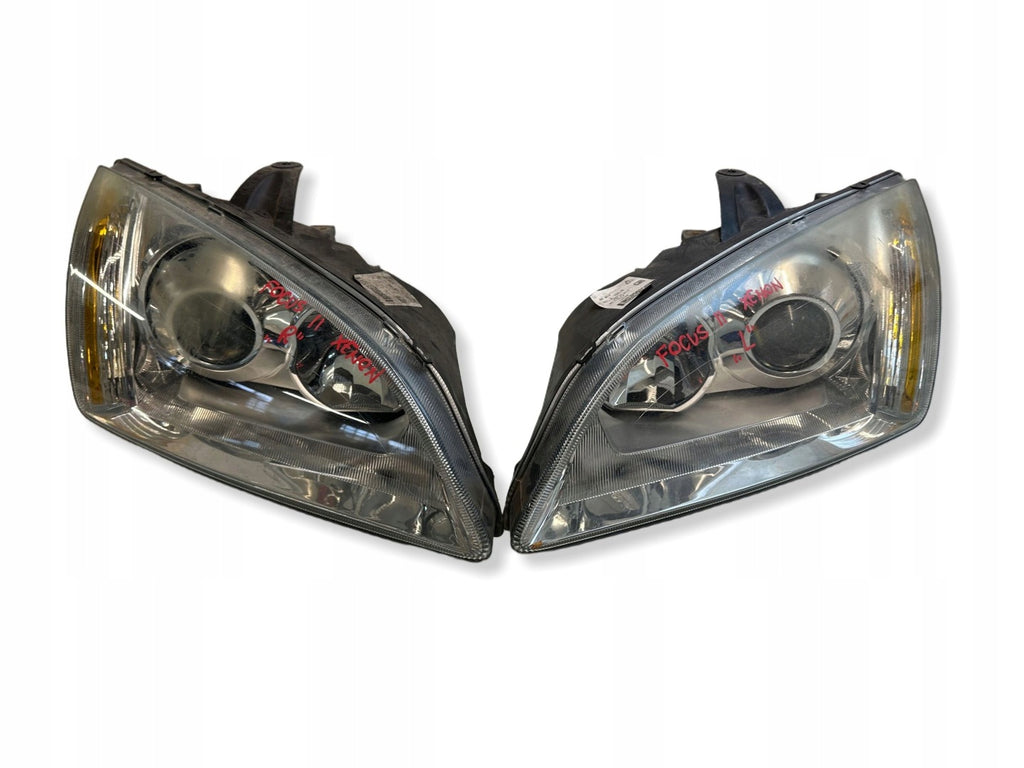 Frontscheinwerfer Ford Focus Ein Satz Scheinwerfer Headlight SCH2891239879bw