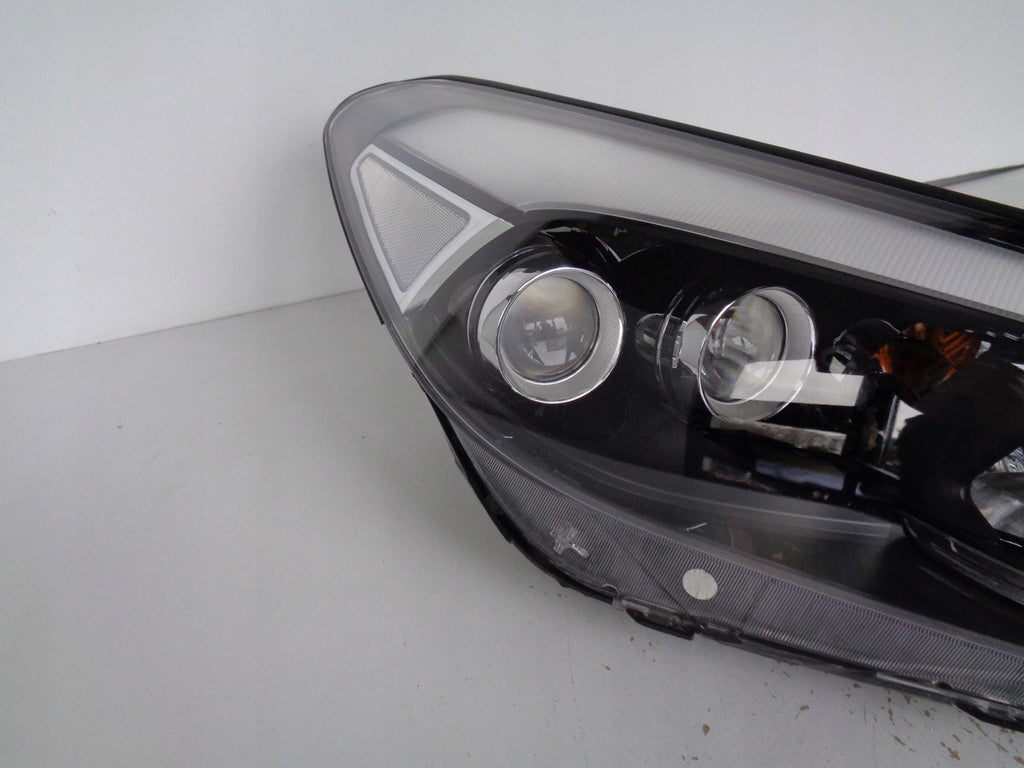 Frontscheinwerfer Hyundai Tucson 92102-D7200 Rechts Scheinwerfer Headlight