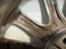 Laden Sie das Bild in den Galerie-Viewer, 1x Alufelge 18 Zoll 6790173 BMW F11 F10 Rim Wheel FEL3644942798se