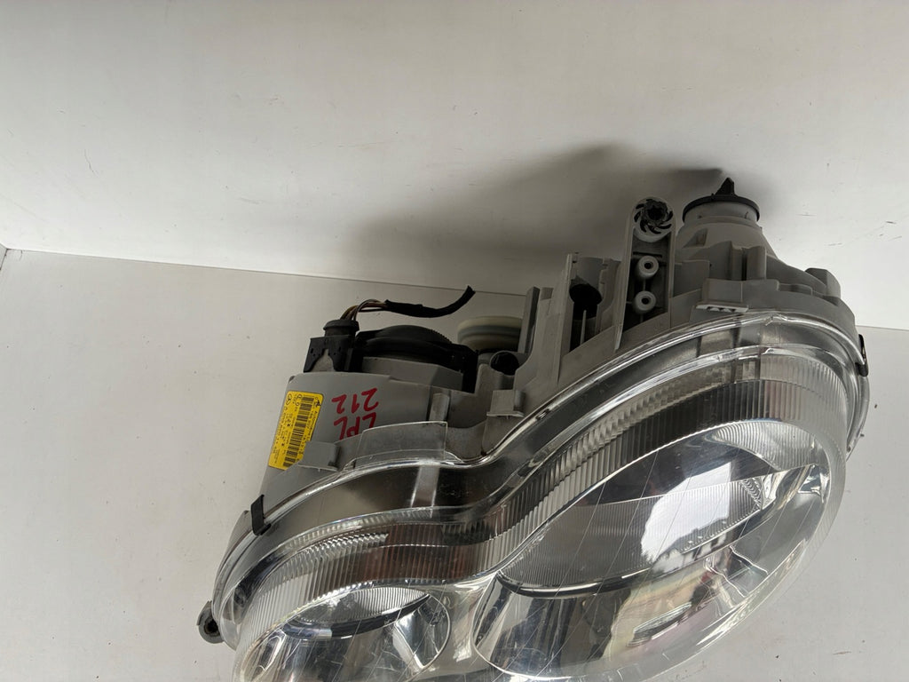 Frontscheinwerfer Mercedes-Benz W203 A2038201159 Links Scheinwerfer Headlight SCH6745109954nn