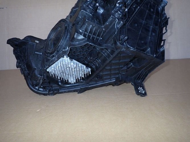 Frontscheinwerfer Audi Q3 83A941012 Rechts Scheinwerfer Headlight