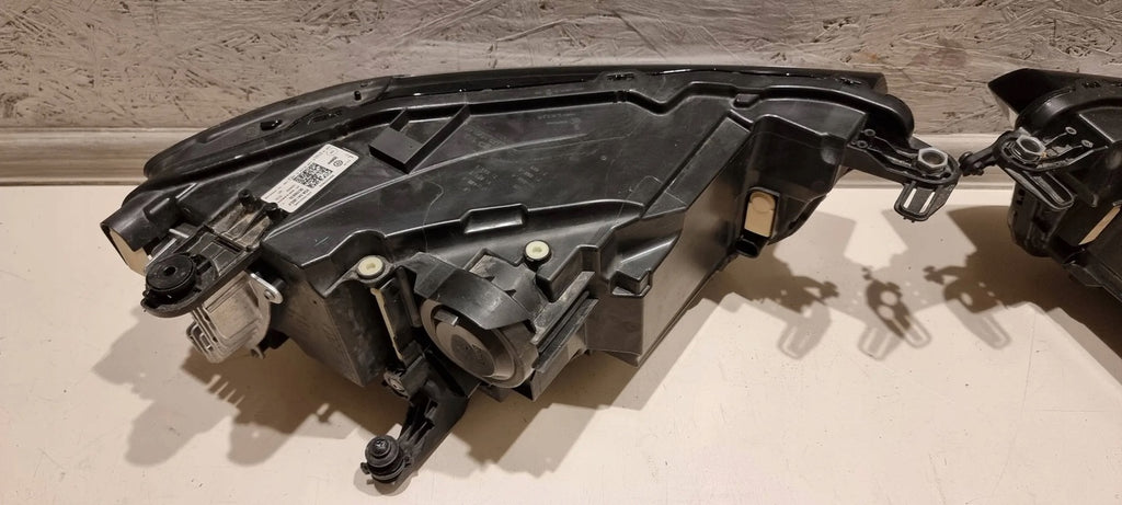 Frontscheinwerfer VW Troc T-Roc 2GA941006 LED Ein Stück (Rechts oder Links)