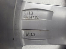 Laden Sie das Bild in den Galerie-Viewer, 1x Alufelge 19 Zoll 7.0&quot; 5x112 43ET Glanz Graphit 5NN601025 Mg Tiguan Allspace