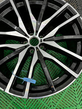 Load image into Gallery viewer, 1x Alufelge 22 Zoll 5x114.3 8090013 BMW X5 G05 Rim Wheel FEL4165311852jt