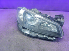 Laden Sie das Bild in den Galerie-Viewer, Frontscheinwerfer Renault Laguna II 8200354743 Xenon Rechts Headlight SCH8615795014tm