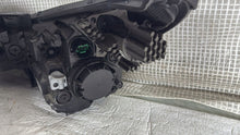 Load image into Gallery viewer, Frontscheinwerfer Hyundai Elantra Rechts Scheinwerfer Headlight