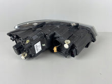 Laden Sie das Bild in den Galerie-Viewer, Frontscheinwerfer VW Polo 6C1941035 Full LED Ein Stück (Rechts oder Links)