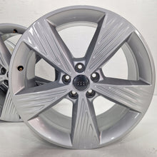Laden Sie das Bild in den Galerie-Viewer, 4x Alufelge 19 Zoll 8.0" 5x112 45ET Glanz Schwarz 89A601025B Audi Rim Wheel FEL8202823836kk