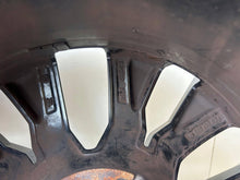 Load image into Gallery viewer, 1x Alufelge 18 Zoll 7E0601025H VW Transporter Caravelle Rim Wheel FEL8961804108in