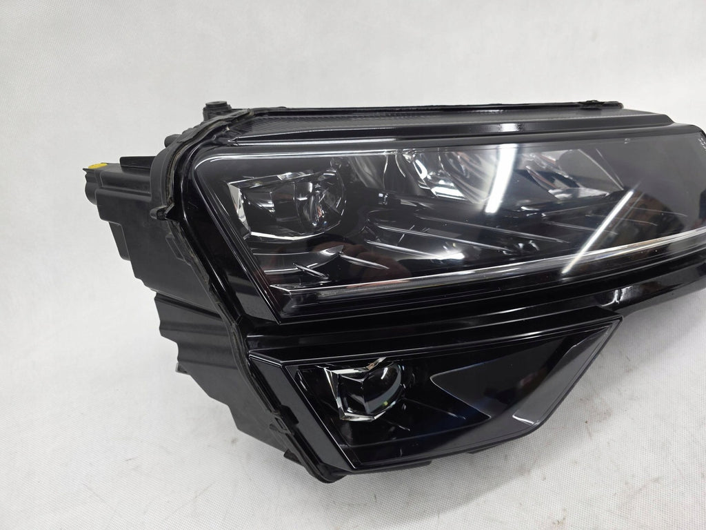 Frontscheinwerfer Skoda Karoq 57B941016D Rechts Scheinwerfer Headlight SCH5428427374ue